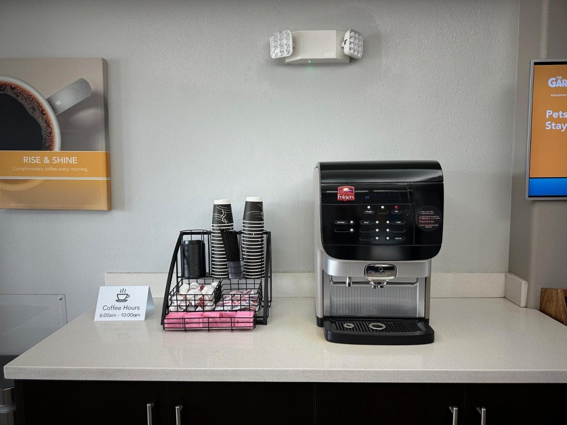 6-mission, Tx Hotel